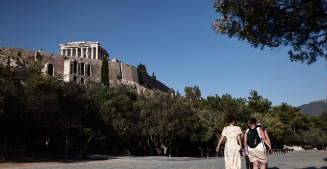 Καιρός: Στους 32 βαθμούς σήμερα ο υδράργυρος, πτώση της θερμοκρασίας από αύριο