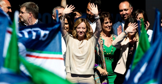 Τζόρτζια Μελόνι: Πρόστιμο 5.000 ευρώ σε Ιταλίδα δημοσιογράφο επειδή την είπε «κοντή»