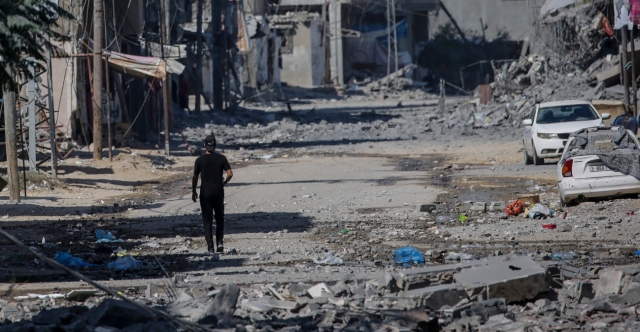 Πόλεμος στη Γάζα: Το Ισραήλ εξέδωσε εντολές εκκένωσης συνοικιών στην Χαν Γιουνίς – Νεκροί τουλάχιστον 16 Παλαιστίνιοι
