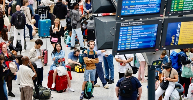 Γαλλία: Η Αρχή για το Οργανωμένο Έγκλημα ανέλαβε την έρευνα για το σαμποτάζ στους σιδηροδρόμους – Χάος στους σταθμούς