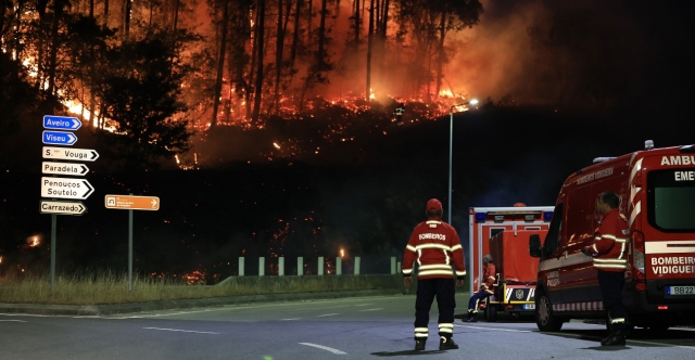 Πορτογαλία: Πάνω από 40 οι ενεργές εστίες πυρκαγιάς – Αναμένονται ενισχύσεις από Ισπανία και Μαρόκο