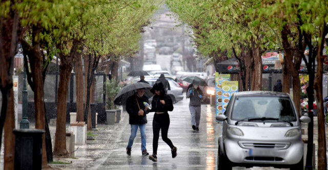 Έκτακτο δελτίο επιδείνωσης καιρού από την ΕΜΥ: Πού θα χτυπήσει τις επόμενες ώρες η κακοκαιρία Cassandra