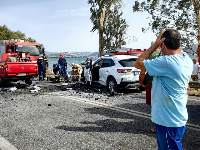 Αργολίδα: Ένας νεκρός και τρεις τραυματίες έπειτα από τη σύγκρουση τριών οχημάτων – Δείτε φωτογραφίες