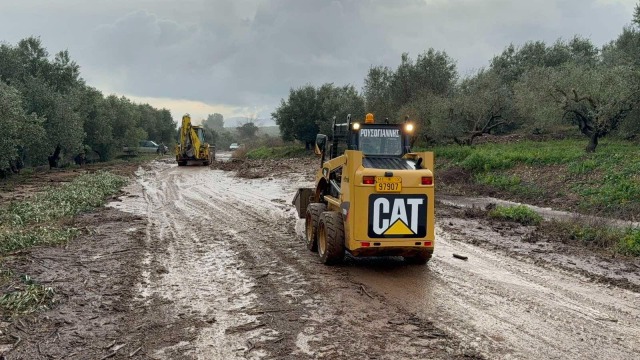 Πυροσβεστική: Ελαβε 35 κλήσεις λόγω έντονων βροχοπτώσεων σε Αγρίνιο και Πρέβεζα