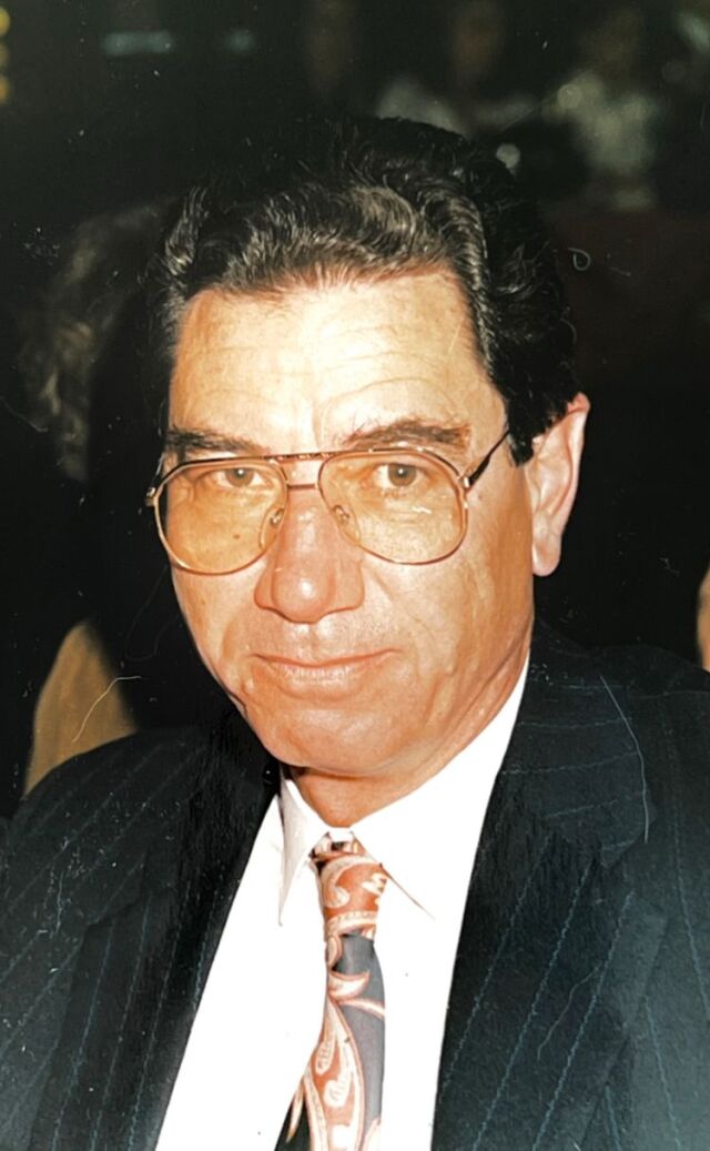 Έφυγε από τη ζωή ο Μάνος Μπιτσαξάκης, μέλος της ΕΤΗΠΤΑ