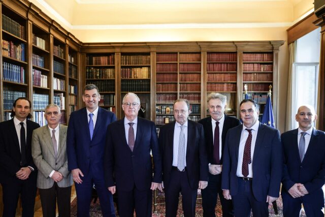 ΣΤΟΝ ΠΡΟΕΔΡΟ ΤΗΣ ΔΗΜΟΚΡΑΤΙΑΣ ΑΝΤΙΠΡΟΣΩΠΕΙΑ ΤΗΣ ΕΛΛΗΝΙΚΗΣ ΚΑΡΔΙΟΛΟΓΙΚΗΣ ΕΤΑΙΡΕΙΑΣ