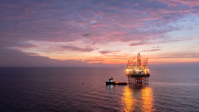 &Alpha;&upsilon;&tau;έ&sigmaf; &omicron;&iota; &chi;ώ&rho;&epsilon;&sigmaf; &epsilon;&lambda;έ&gamma;&chi;&omicron;&upsilon;&nu; &tau;&omicron; &pi;&alpha;&gamma;&kappa;ό&sigma;&mu;&iota;&omicron; &pi;&epsilon;&tau;&rho;έ&lambda;&alpha;&iota;&omicron; - &Sigma;&epsilon; &pi;&omicron;&iota;&alpha; &theta;&epsilon;&sigma;&eta; &epsilon;ί&nu;&alpha;&iota; &eta; &Beta;&epsilon;&nu;&epsilon;&zeta;&omicron;&upsilon;έ&lambda;&alpha;;