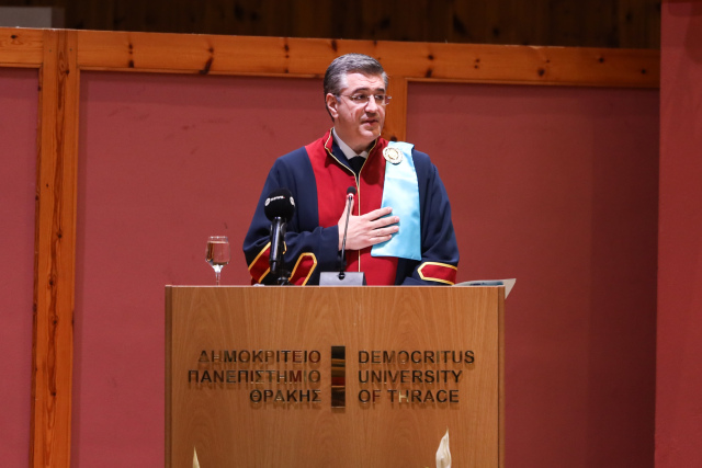 Επίτιμος διδάκτορας του Δημοκριτείου Πανεπιστημίου Θράκης ο Ευρωπαίος Επίτροπος Απόστολος Τζιτζικώστας