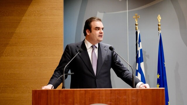Πιερρακάκης στο ΕΒΕΑ: Εξαντλούμε τις δυνατότητες στήριξης των επιχειρήσεων, προχωρήσαμε σε 23 παρεμβάσεις από το 2019
