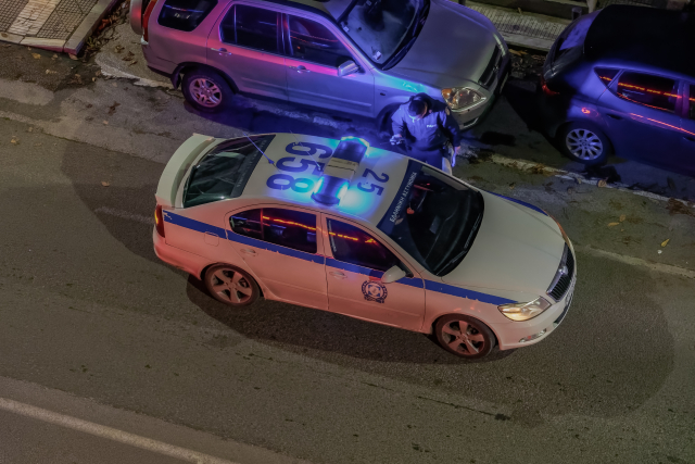 Βόλος: 50χρονος παρακολουθούσε την πρώην σύντροφό του και απείλησε να σκοτώσει τον πατέρα της - «Θα σε φυτέψω στην αυλή σου»