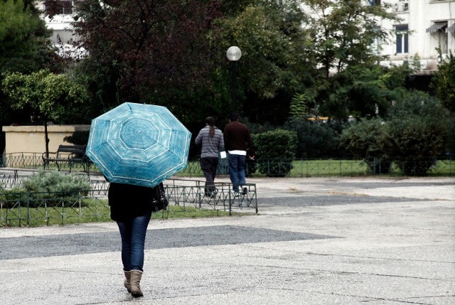 Καιρός – Meteo: Αλλαγή σκηνικού με βροχές, καταιγίδες και πτώση της θερμοκρασίας