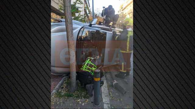 Τροχαίο στην Πατησίων – Τούμπαρε αυτοκίνητο, δείτε βίντεο και φωτογραφίες