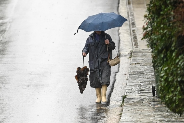 Καιρός – Meteo: Οι 8 περιοχές με την περισσότερη βροχή έως και το μεσημέρι της Δευτέρας