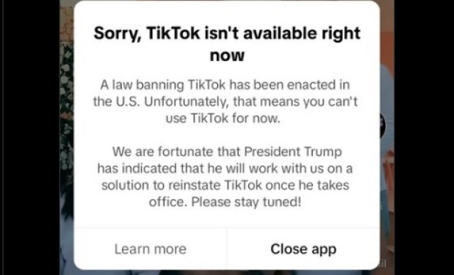 TikTok: Έπεσε «μαύρο» στους χρήστες των ΗΠΑ - «Ο πρόεδρος Τραμπ δήλωσε πως θα εργαστεί για τη λύση»