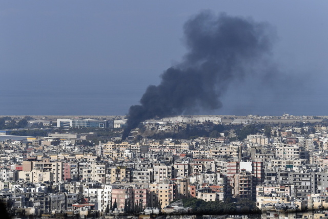 Iσραηλινή αεροπορική επιδρομή στη Ναμπατία του Λιβάνου - 14 τραυματίες