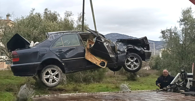 Πώς έγινε το τροχαίο με τον νεκρό 15χρονο στη Φυλή - Κάτοικος έσωσε την κοπέλα που έχασε το πόδι της