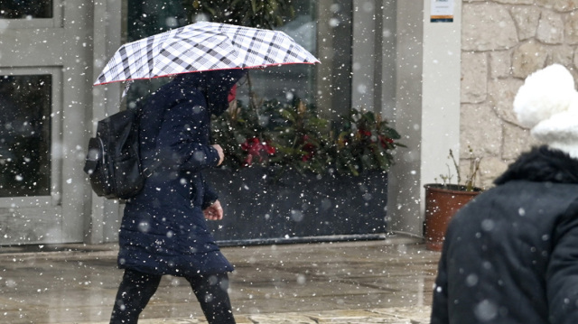 Καιρός - Μαρουσάκης: Πολύ χαμηλές θερμοκρασίες από την Τρίτη - Έρχονται χιόνια και στην Αττική