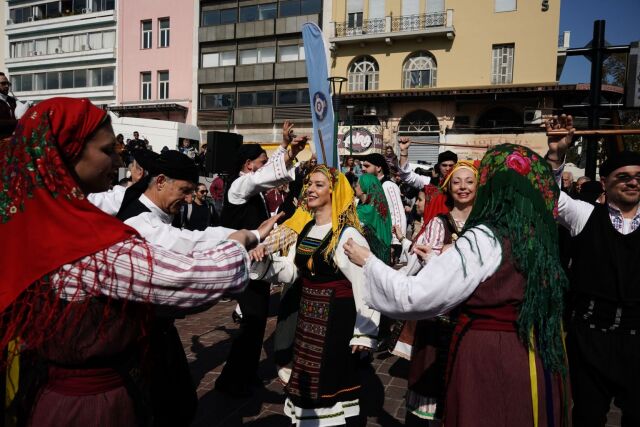 &Pi;ό&tau;&epsilon; &alpha;&nu;&omicron;ί&gamma;&epsilon;&iota; &tau;&omicron; &Tau;&rho;&iota;ώ&delta;&iota;&omicron; 2026: &Eta;&mu;&epsilon;&rho;&omicron;&lambda;ό&gamma;&iota;&omicron; &Alpha;&pi;&omicron;&kappa;&rho;&iota;ώ&nu;, &Sigma;&alpha;&rho;&alpha;&kappa;&omicron;&sigma;&tau;ή&sigmaf; &kappa;&alpha;&iota; &Pi;ά&sigma;&chi;&alpha;