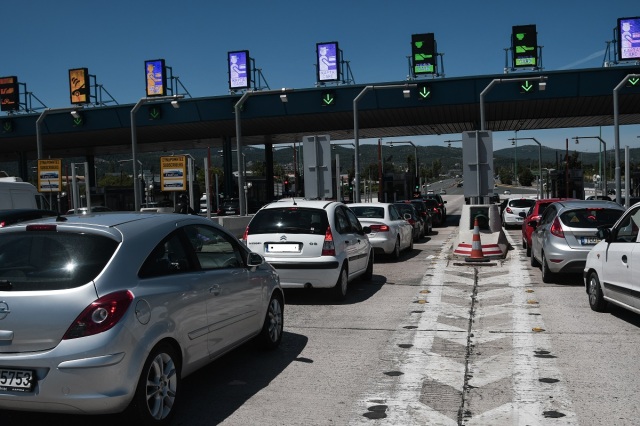 Τριήμερο Καθαράς Δευτέρας: Αυξημένα μέτρα της Τροχαίας και απαγόρευση φορτηγών