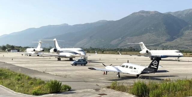 Ιωάννινα: Αναστάτωση στο αεροδρόμιο από κοπάδια αγριογούρουνων - Έκτακτα μέτρα από το υπουργείο Περιβάλλοντος