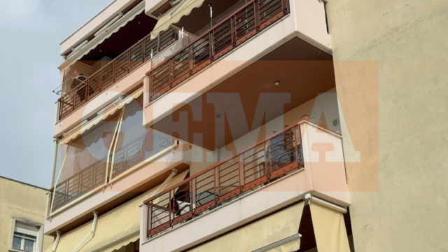 Σκότωσε τη γυναίκα του και αυτοκτόνησε πηδώντας από το μπαλκόνι του σπιτιού τους στη Θεσσαλονίκη