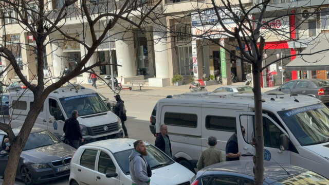 Ψαχτήρια, μπερεκέτια και μπιχλιμπίδια: Τα συνθηματικά των αρχαιοκάπηλων, χρησιμοποιούσαν και εκρηκτικά TNT