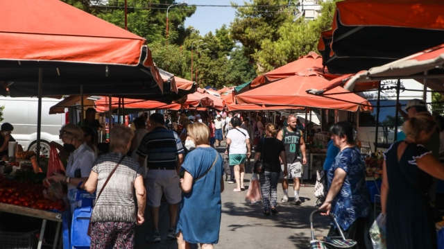 Θεσσαλονίκη: Έκλεβαν πορτοφόλια και τσάντες καταναλωτών σε λαϊκές αγορές