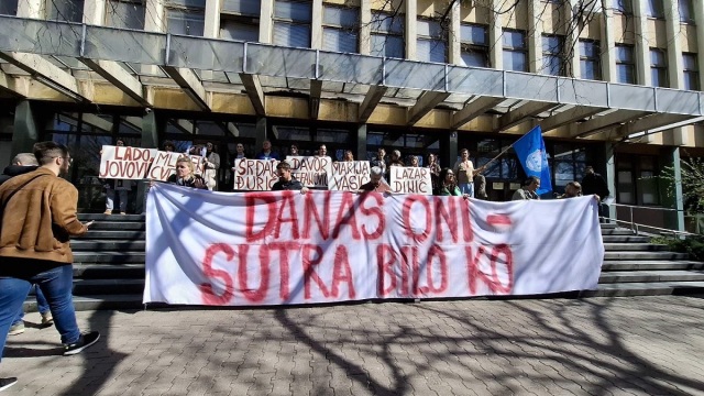Σερβία: Πέθανε νεαρός που είχε τραυματιστεί σοβαρά στο Νόβι Σαντ, στους 16 ανέβηκαν οι νεκροί
