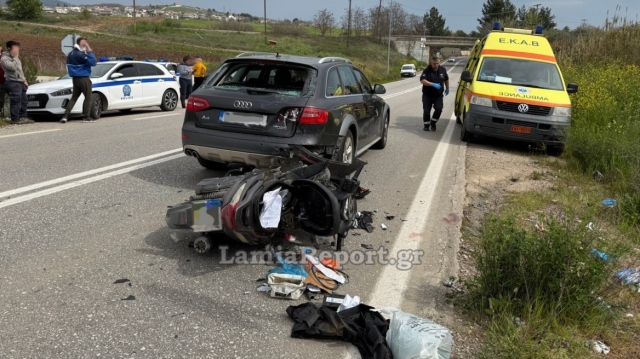 Τροχαίο στη Λαμία με σοβαρά τραυματία οδηγό μηχανής