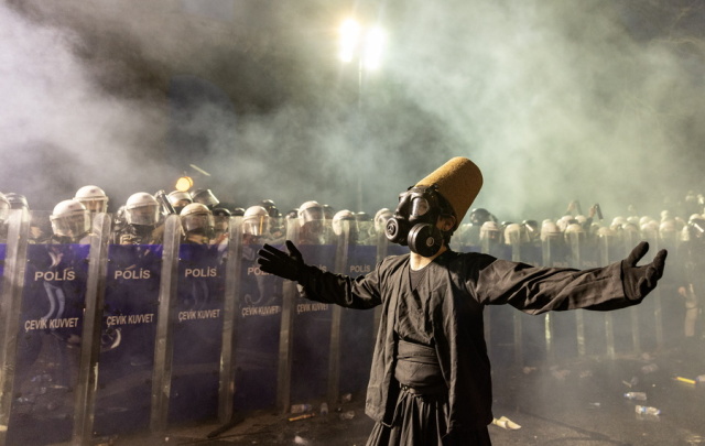 Η κυβέρνηση Ερντογάν καταγγέλλει τους «προβοκάτορες», έπειτα από μια νέα νύχτα κινητοποιήσεων