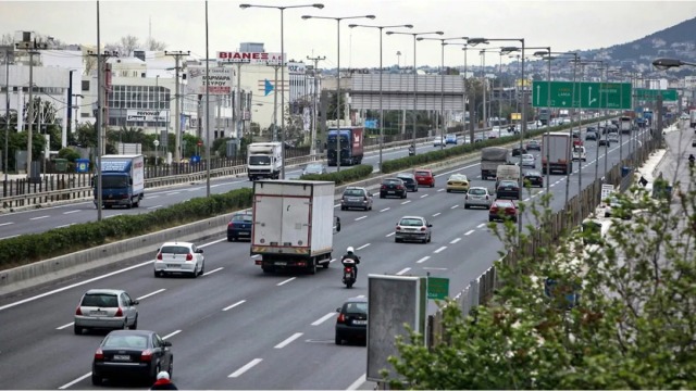 Κίνηση στους δρόμους τώρα live: Μποτιλιάρισμα σε Κατεχάκη, Κηφισίας και Κηφισό