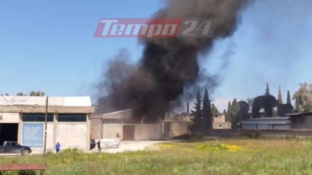 Φωτιά σε εργοστάσιο με πλαστικά στο Γομοστό Αχαΐας