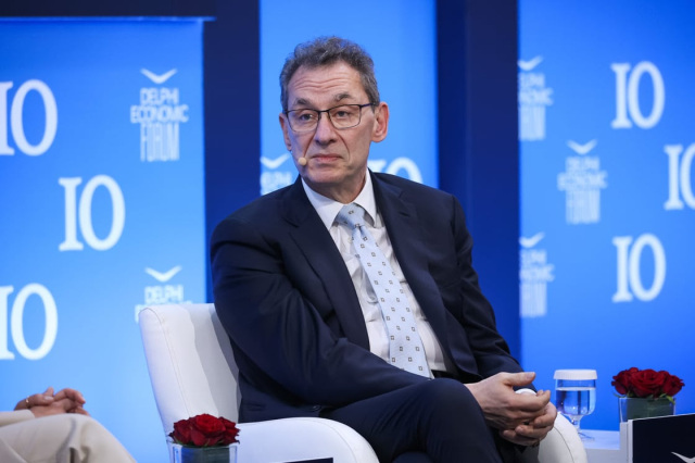 Μπουρλά: Με την Τεχνητή Νοημοσύνη οι ερευνητές θα φέρουν τη θεραπεία του καρκίνου σε 4 χρόνια αντί 10