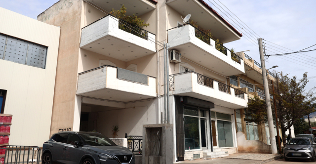 Μενίδι: Ηλικιωμένος έσπρωξε και σκότωσε τη σύζυγό του