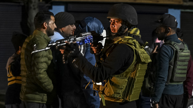 Τουλάχιστον 20 οι νεκροί στην επίθεση ενόπλων σε ομάδα τουριστών στο ινδικό Κασμίρ