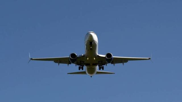 Αναγκαστική προσγείωση για αεροσκάφος της Αερολέσχης Πατρών