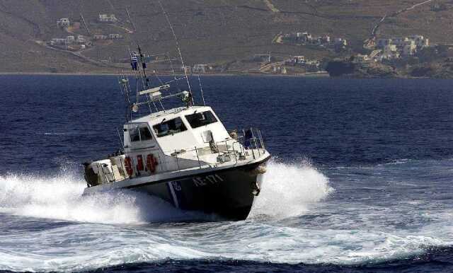 Διασώθηκαν 34 μετανάστες νότια της Γαύδου