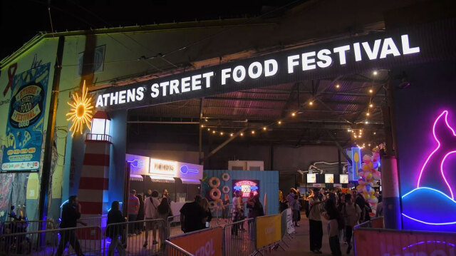 Βρεθήκαμε στο Athens Street Food Festival και καθίσαμε στο πιο τυχερό τραπέζι