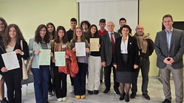 Πρότυπο Γενικό Λύκειο Ηρακλείου: Ένα «φυτώριο» αριστείας στην Κρήτη που πηγαίνει σε πέντε μαθητικές Ολυμπιάδες