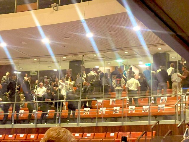 Συγγενείς 58 ομήρων γύρισαν την πλάτη στον Νετανιάχου την ώρα που μιλούσε στην Κνεσέτ - «Είναι εγκαταλελειμμένοι, ξεχασμένοι»