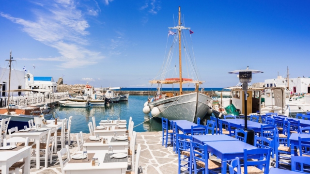 Σε απεργία κατεβαίνουν οι επιχειρηματίες της εστίασης στην Πάρο
