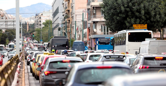 Τα 8 σημεία της Αττικής που θα μπουν νέες κάμερες στους δρόμους - Οι οδηγοί θα ενημερώνονται άμεσα με SMS για τις παραβάσεις