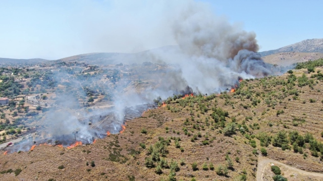 Φωτιά τώρα στη Χίο - Μήνυμα του 112 σε κατοίκους 6 περιοχών για να απομακρυνθούν