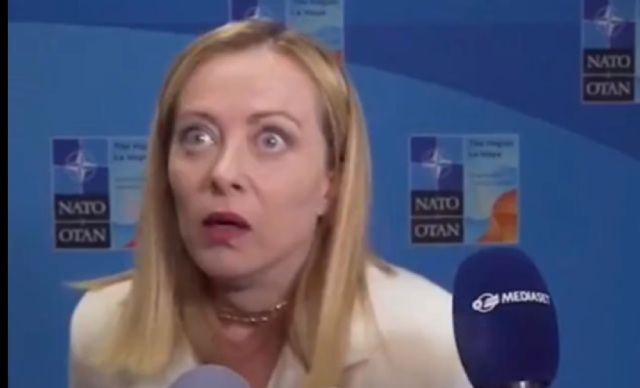 Viral το βίντεο με τις γκριμάτσες της Τζόρτζια Μελόνι στη Σύνοδο Κορυφής του NATO