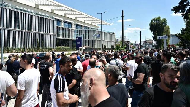 Συγκεντρώσεις ιδιοκτητών συνεργείων οχημάτων για το ψηφιακό πελατολόγιο - Δείτε φωτογραφίες