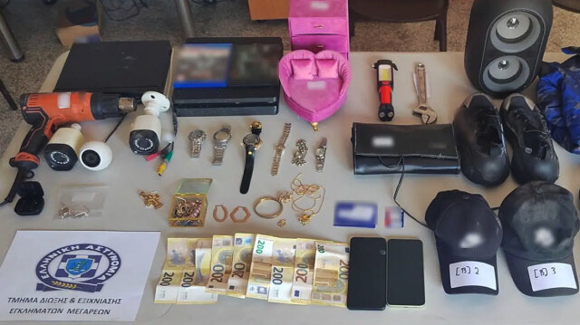 Εξαρθρώθηκε εγκληματικη οργάνωση που είχε ρημάξει σπίτια σε Μέγαρα και Νέα Πέραμο με λεία πάνω από 200.000 ευρώ