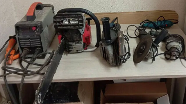 Πέλλα: Σε δύο μήνες «χτύπησε» 9 φορές σε αποθήκες και αυλές για να αρπάξει εργαλεία, αλουμίνιο και χαλκό