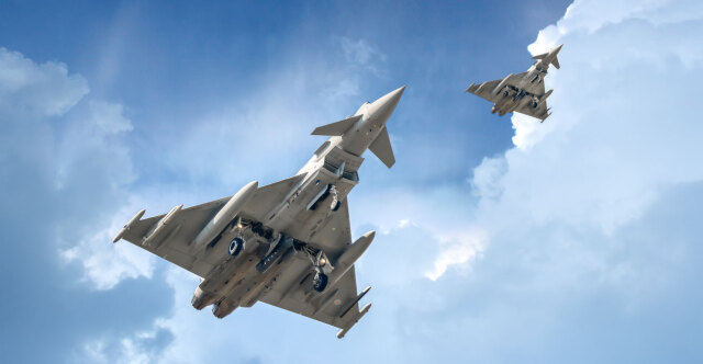 Άνοιξε ο δρόμος για την πώληση Eurofighter στην Αγκυρα: Η Τουρκία και η Βρετανία υπέγραψαν συμφωνία