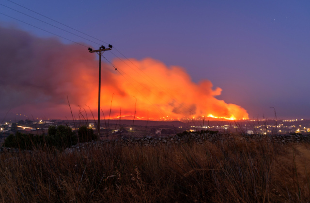 Καλύτερη η εικόνα της φωτιάς στα Κύθηρα