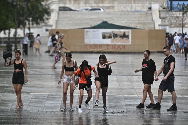 Καιρός: Αλλαγή σκηνικού το επόμενο Σαββατοκύριακο δείχνουν τα πρώτα στοιχεία - Τι λένε Κολυδάς και Μαρουσάκης